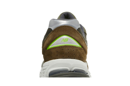 New Balance 2002R Camo Green Nettle Green sneaker afbeelding 7 - stylecode ML2002RG