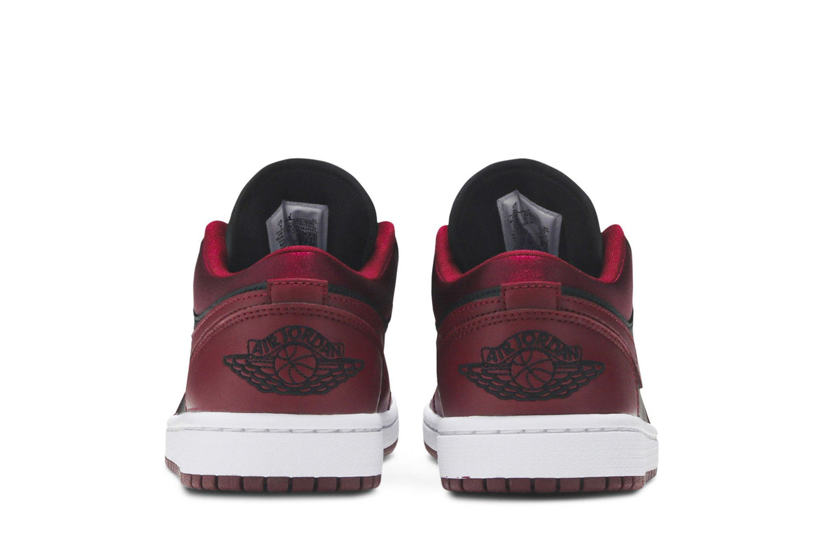 Jordan 1 Low Dark Beetroot Black (Women's) sneaker afbeelding 6 - stylecode DB6491-600