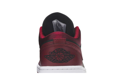 Jordan 1 Low Dark Beetroot Black (Women's) sneaker afbeelding 7 - stylecode DB6491-600