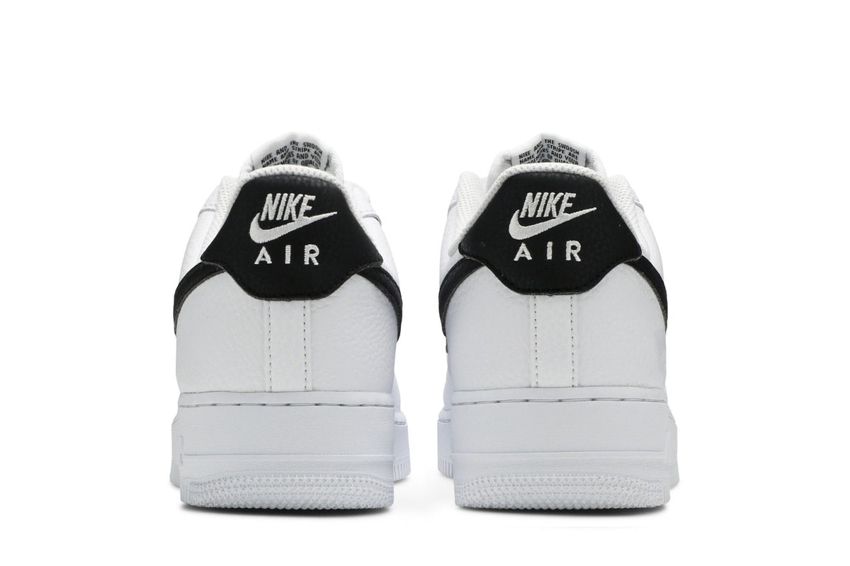 Nike Air Force 1 Low '07 White Black Pebbled Leather sneaker afbeelding 6 - stylecode CT2302-100