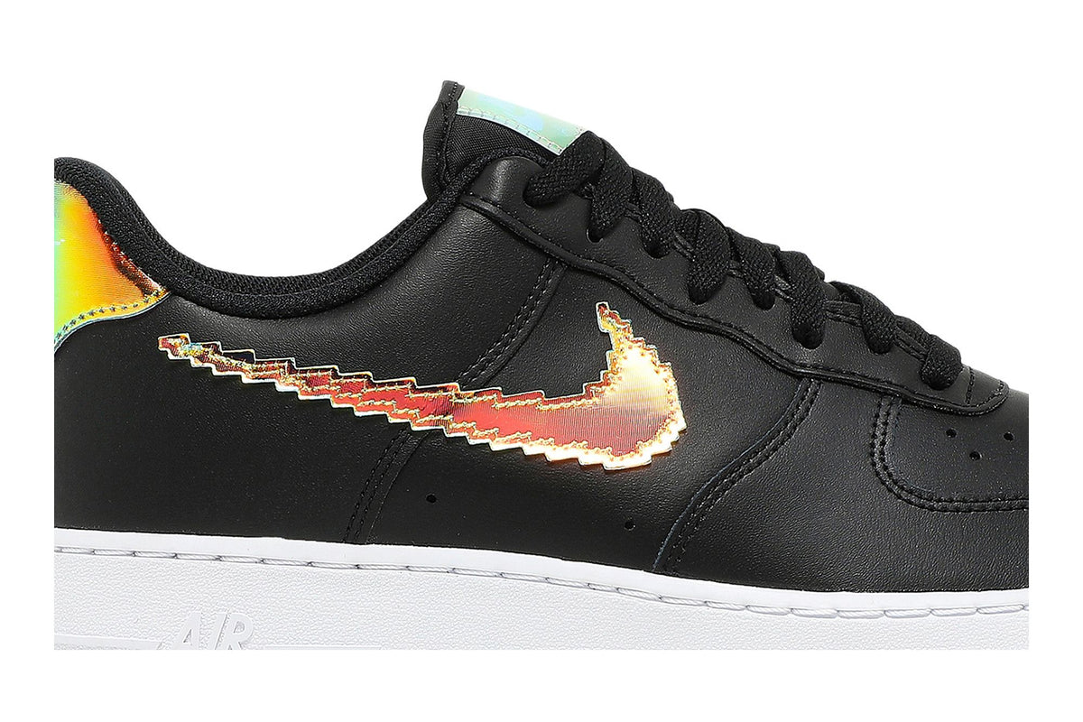 Nike Air Force 1 Low '07 LV8 Iridescent Pixel Swoosh Black sneaker afbeelding 2 - stylecode CV1699-002