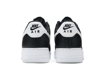 Nike Air Force 1 Low '07 Black White Pebbled Leather sneaker afbeelding 6 - stylecode CT2302-002