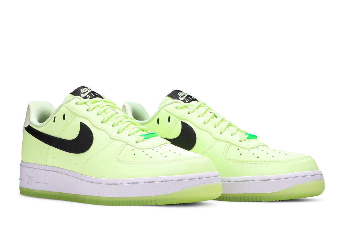 Nike Air Force 1 Low '07 Glow in the Dark (Women's) sneaker afbeelding 8 - stylecode CT3228-701