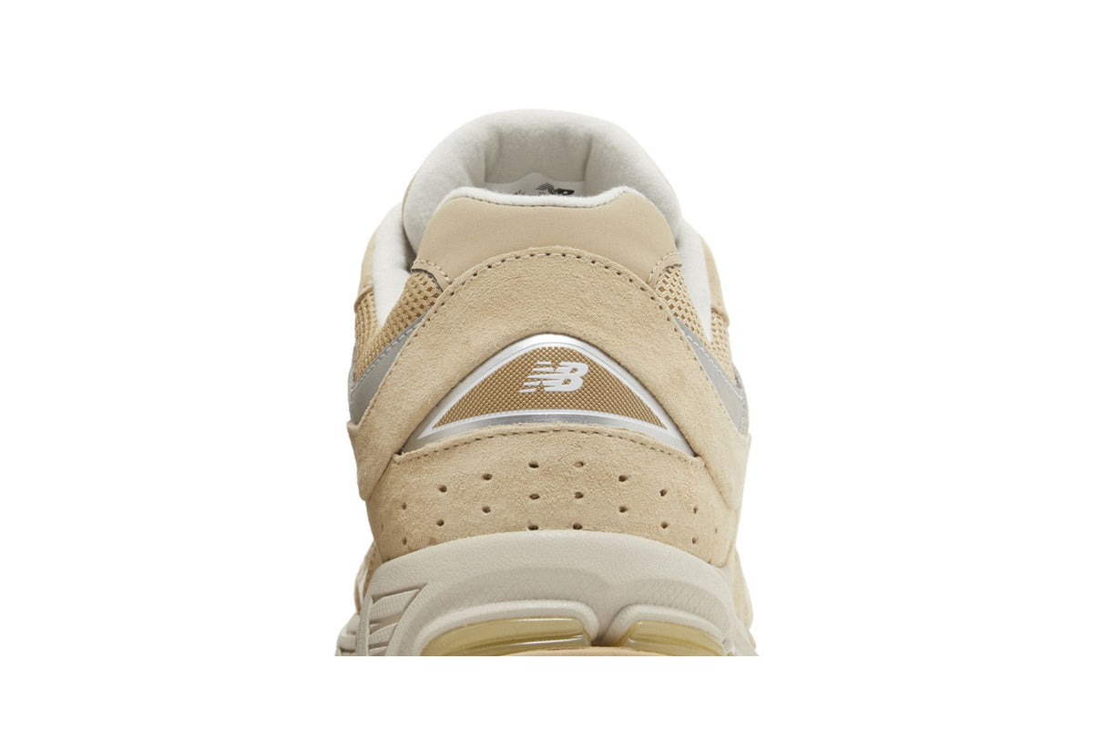 New Balance 2002R Beige sneaker afbeelding 7 - stylecode ML2002R2