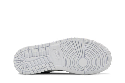 Jordan 1 Low Panda (Women's) sneaker afbeelding 4 - stylecode DC0774-100
