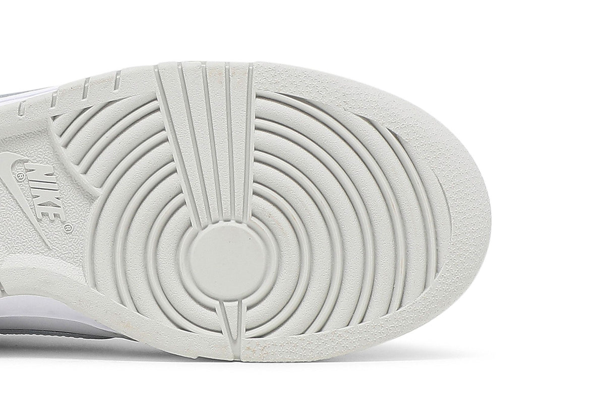 Nike Dunk Low Photon Dust (Women's) sneaker afbeelding 5 - stylecode DD1503-103