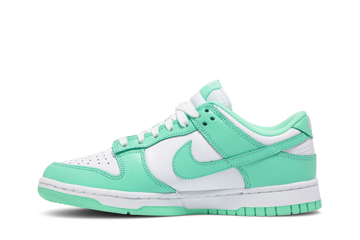 Nike Dunk Low Green Glow (Women's) sneaker afbeelding 3 - stylecode DD1503-105