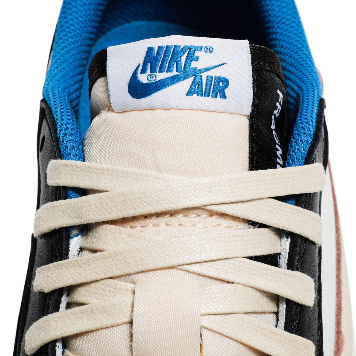 Jordan 1 Retro Low OG SP Fragment x Travis Scott sneaker afbeelding 9 - stylecode DM7866-140