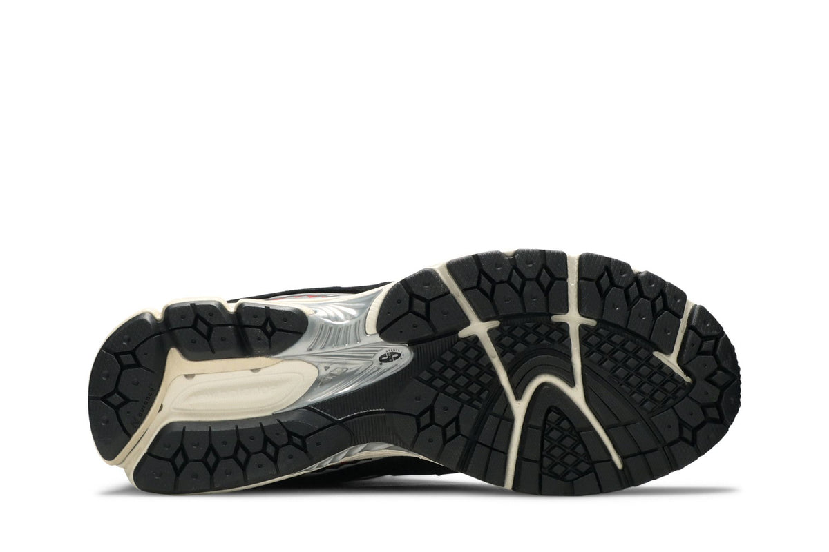 New Balance 2002R BAPE Black sneaker afbeelding 4 - stylecode M2002RBF