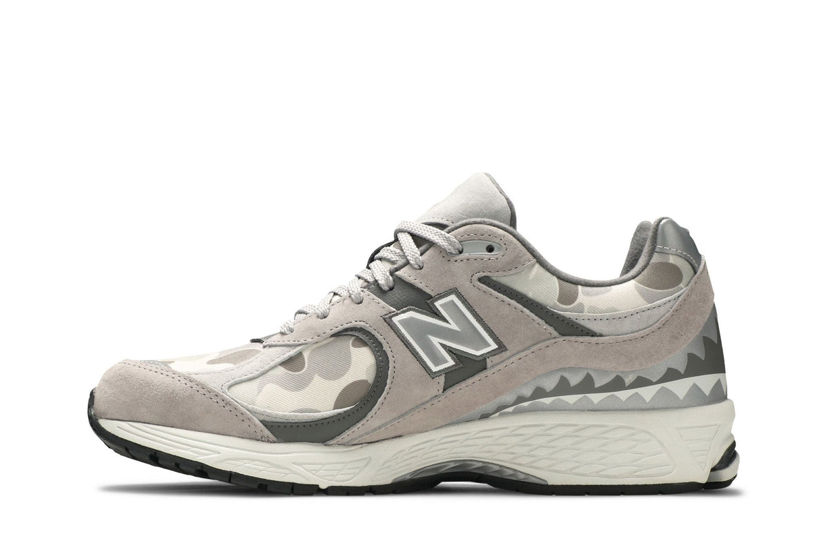 New Balance 2002R BAPE Grey sneaker afbeelding 3 - stylecode M2002RBG