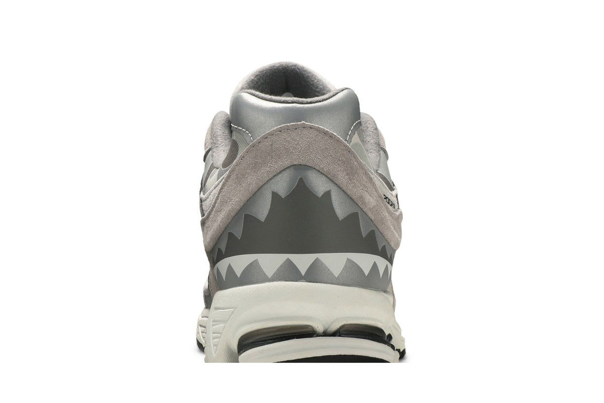New Balance 2002R BAPE Grey sneaker afbeelding 7 - stylecode M2002RBG