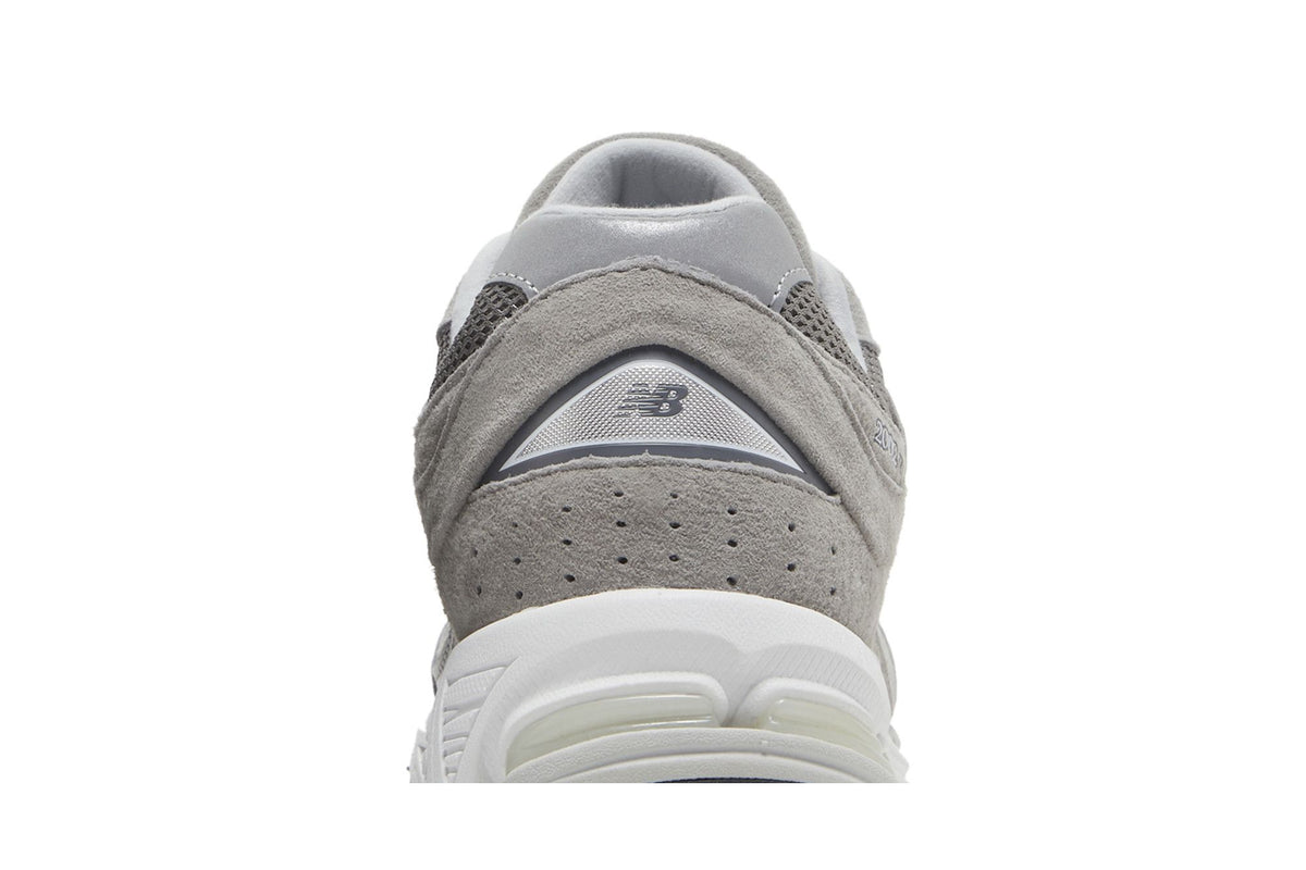 New Balance 2002R Grey White sneaker afbeelding 7 - stylecode M2002RJM