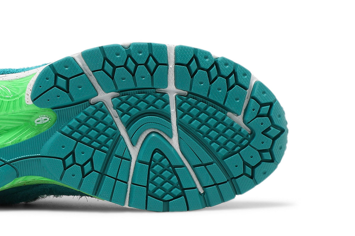 New Balance 2002R Salehe Bembury Water Be The Guide sneaker afbeelding 5 - stylecode ML2002RJ