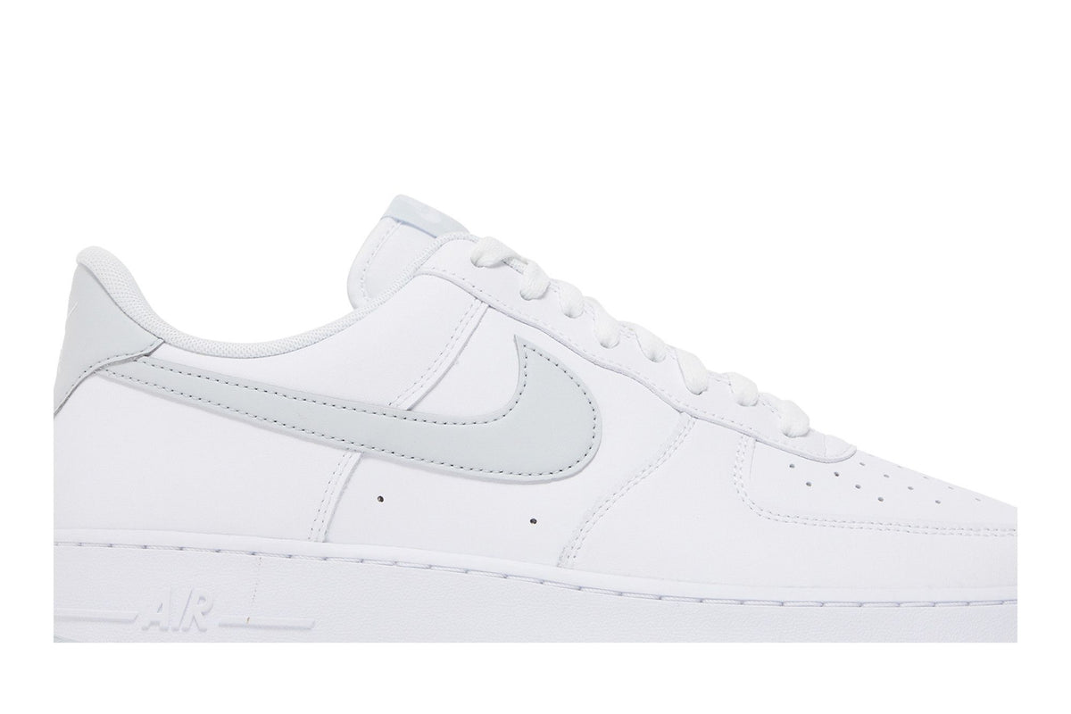 Nike Air Force 1 Low '07 Pure Platinum (2021) sneaker afbeelding 2 - stylecode DC2911-100