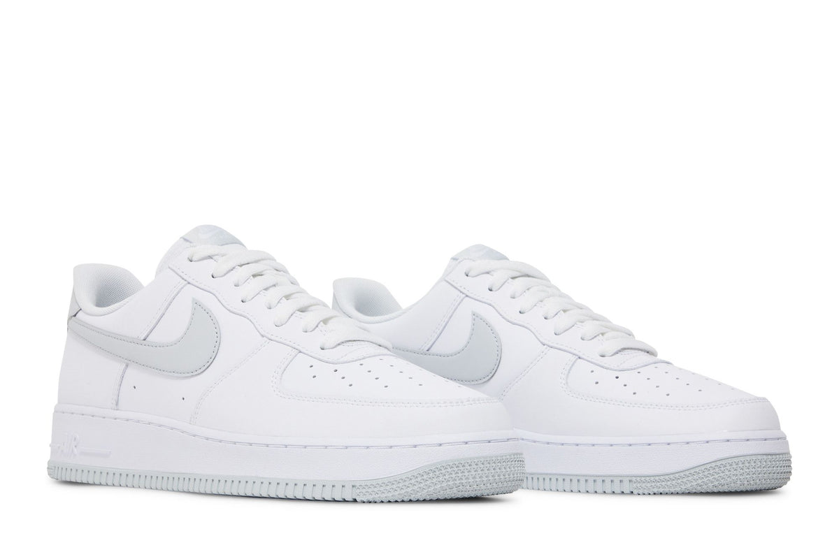 Nike Air Force 1 Low '07 Pure Platinum (2021) sneaker afbeelding 8 - stylecode DC2911-100