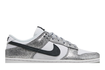Nike Dunk Low Golden Gals Metallic Silver (Women's) sneaker afbeelding 2 - stylecode DO5882-001