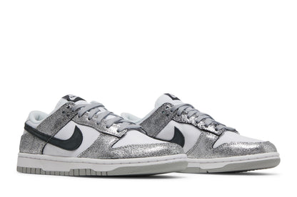 Nike Dunk Low Golden Gals Metallic Silver (Women's) sneaker afbeelding 8 - stylecode DO5882-001
