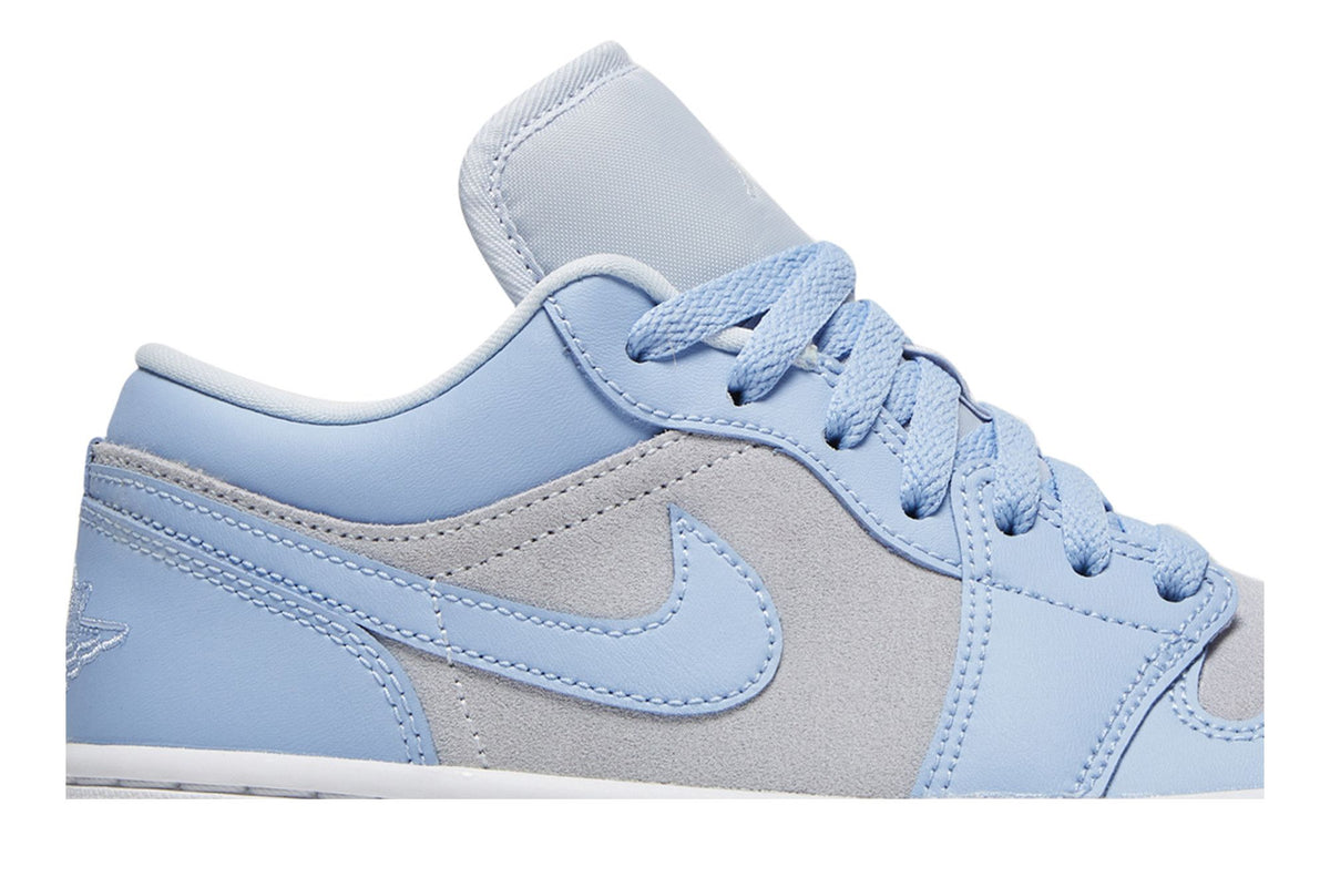 Jordan 1 Low Football Grey Aluminum (Women's) sneaker afbeelding 2 - stylecode DC0774-050