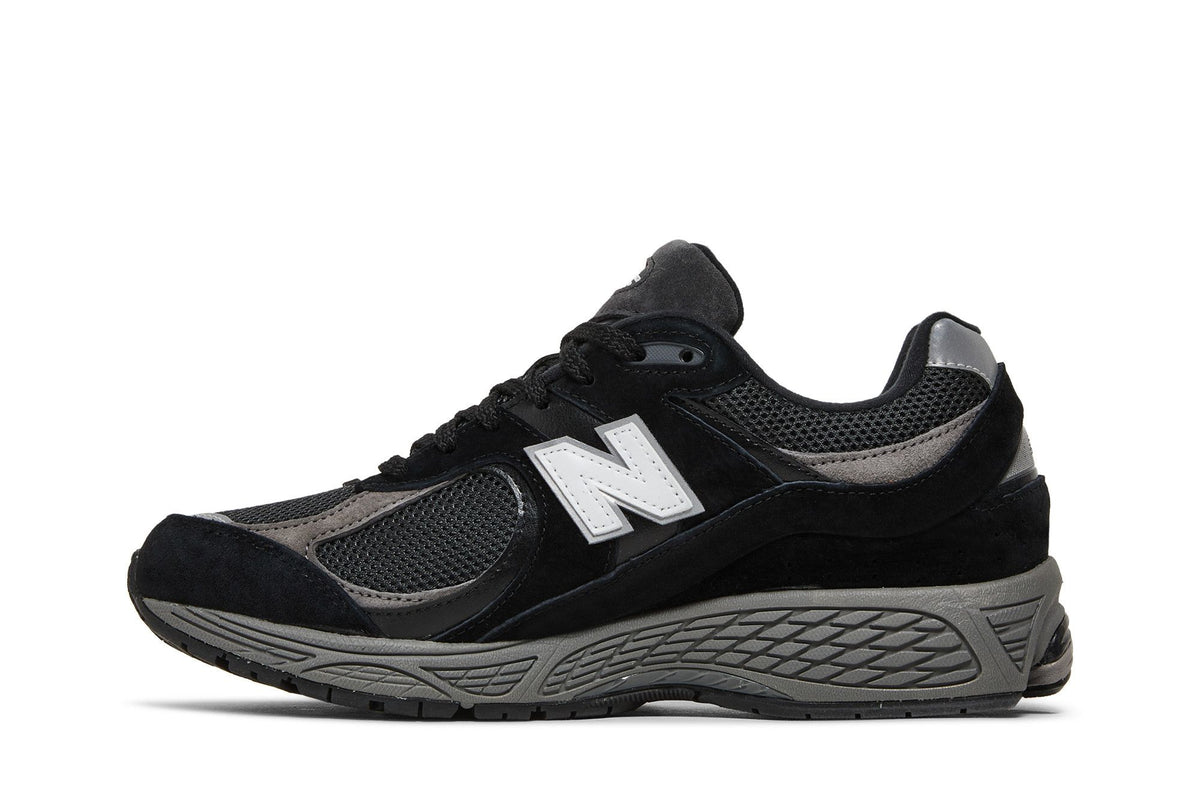 New Balance 2002R Black Dark Grey White sneaker afbeelding 3 - stylecode M2002RR1