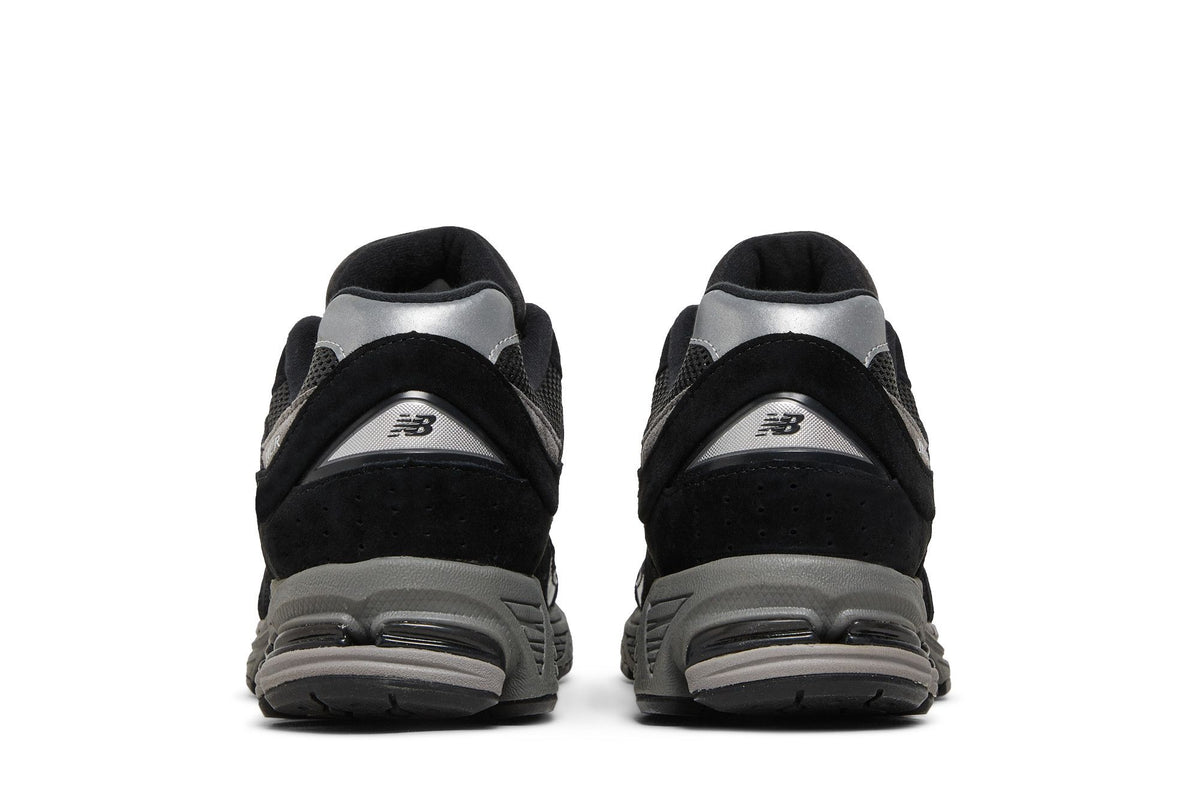 New Balance 2002R Black Dark Grey White sneaker afbeelding 6 - stylecode M2002RR1