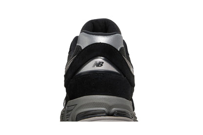 New Balance 2002R Black Dark Grey White sneaker afbeelding 7 - stylecode M2002RR1