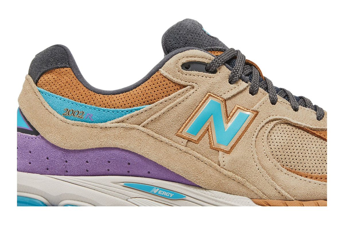 New Balance 2002R J. Crew Incense sneaker afbeelding 2 - stylecode M2002RWA