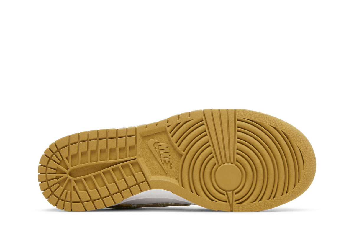 Nike Dunk Low Essential Paisley Pack Barley (Women's) sneaker afbeelding 4 - stylecode DH4401-104