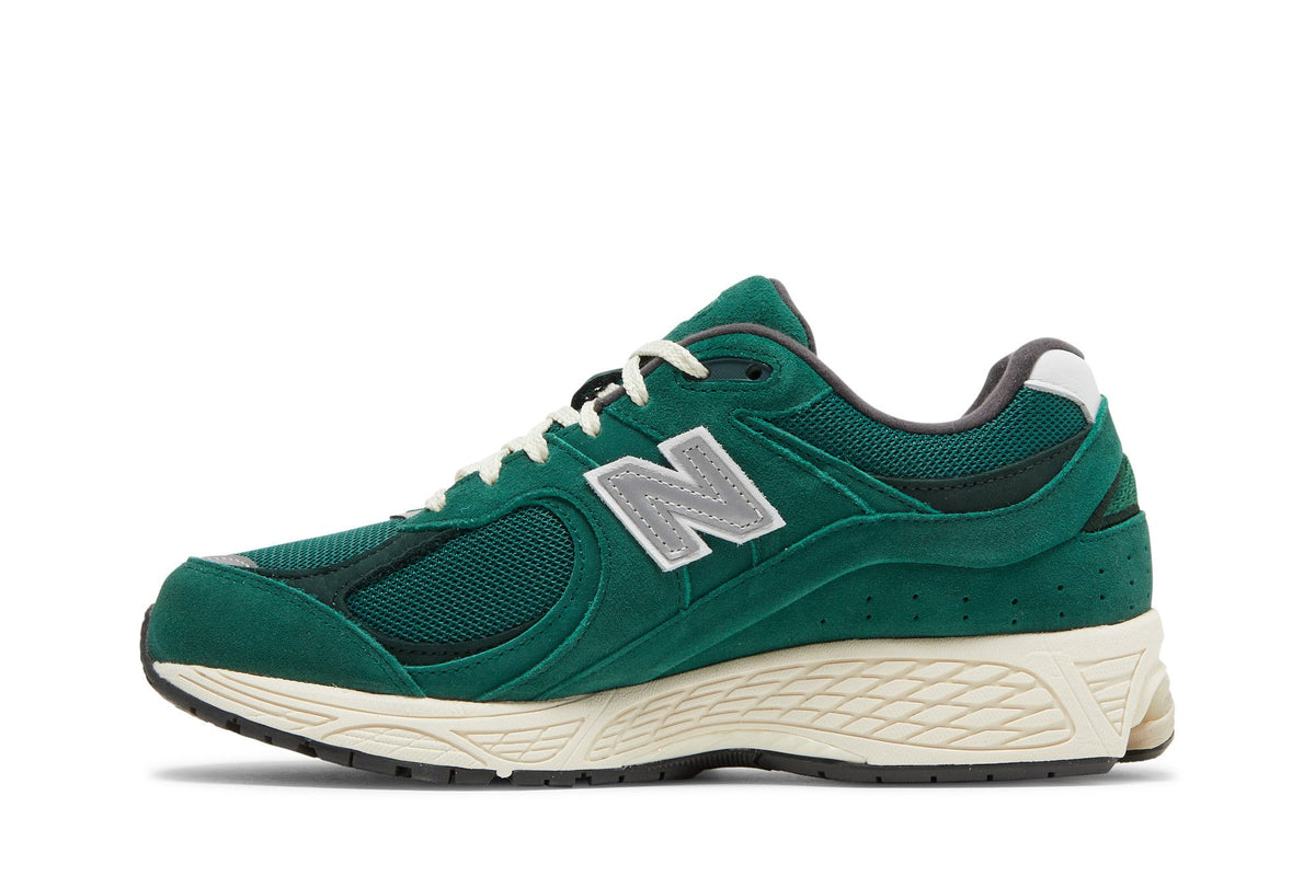 New Balance 2002R Nightwatch Green sneaker afbeelding 3 - stylecode M2002RHB