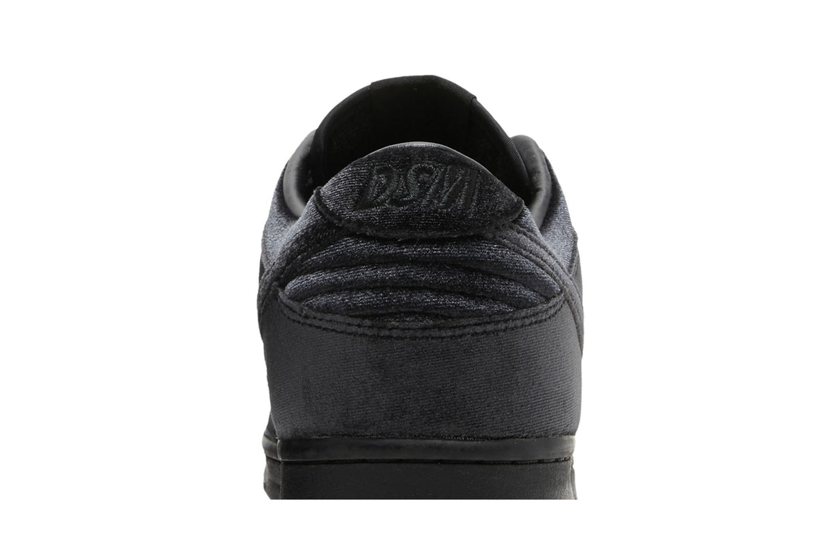 Nike Dunk Low Dover Street Market Triple Black Velvet sneaker afbeelding 7 - stylecode DH2686-002
