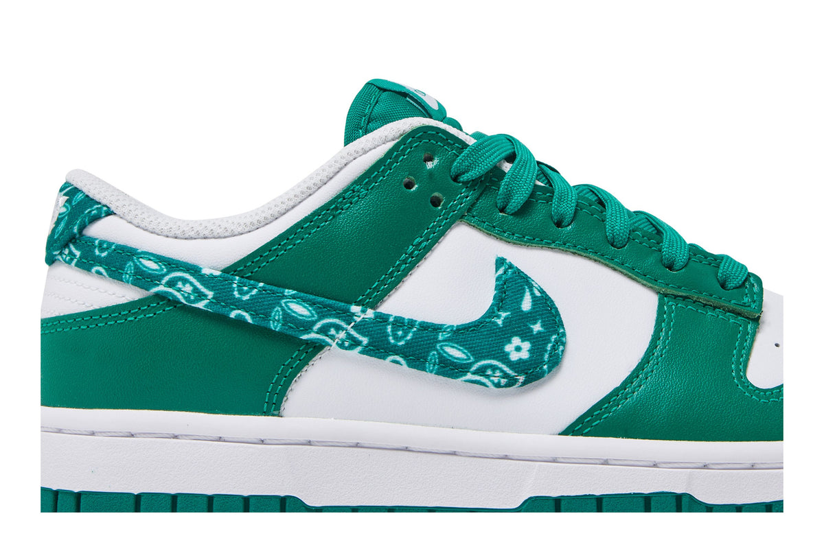Nike Dunk Low Essential Paisley Pack Green (Women's) sneaker afbeelding 2 - stylecode DH4401-102