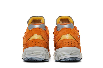 New Balance 2002R Protection Pack Vintage Orange sneaker afbeelding 6 - stylecode M2002RDE