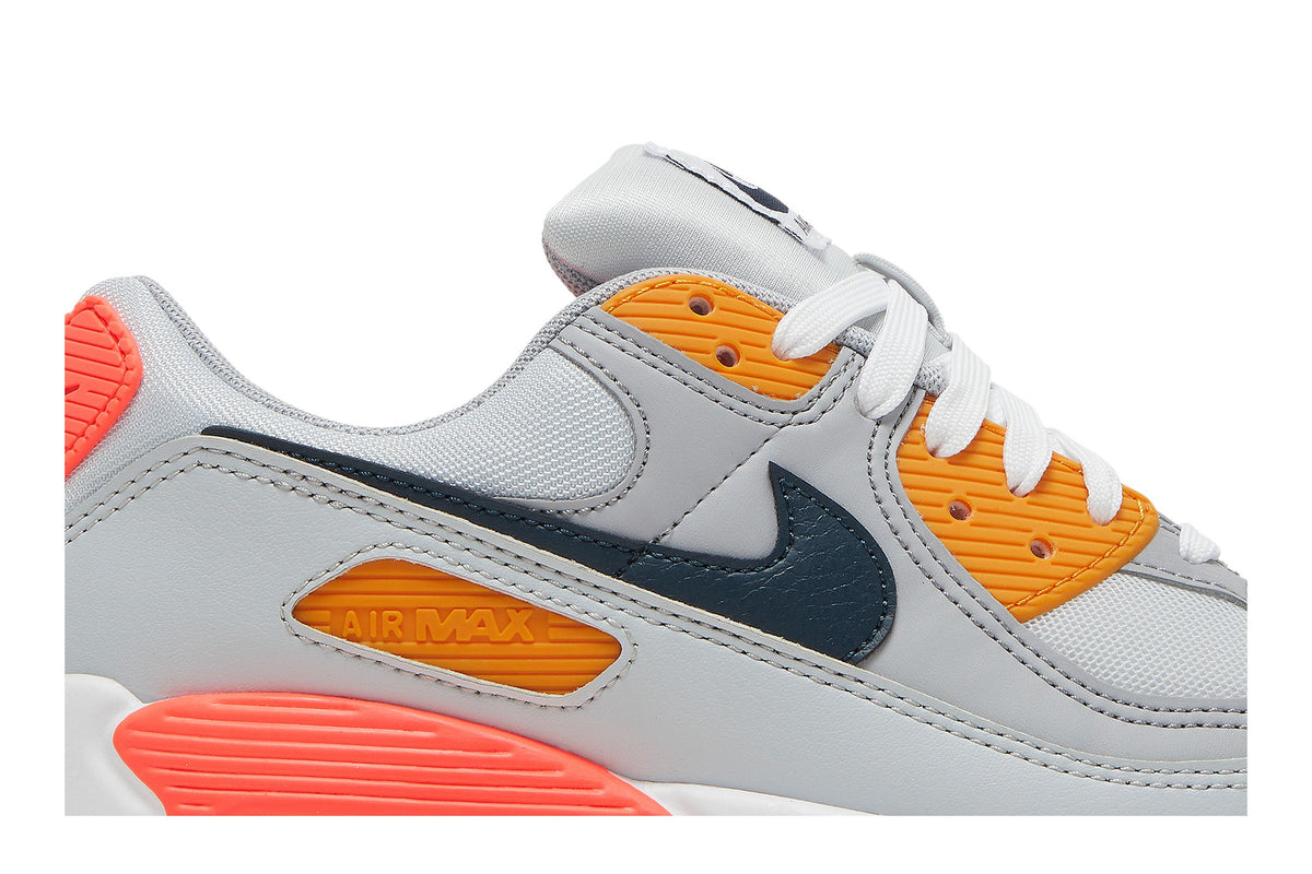 Nike Air Max 90 Grey Crimson Gold (Women's) sneaker afbeelding 2 - stylecode DH5072-001