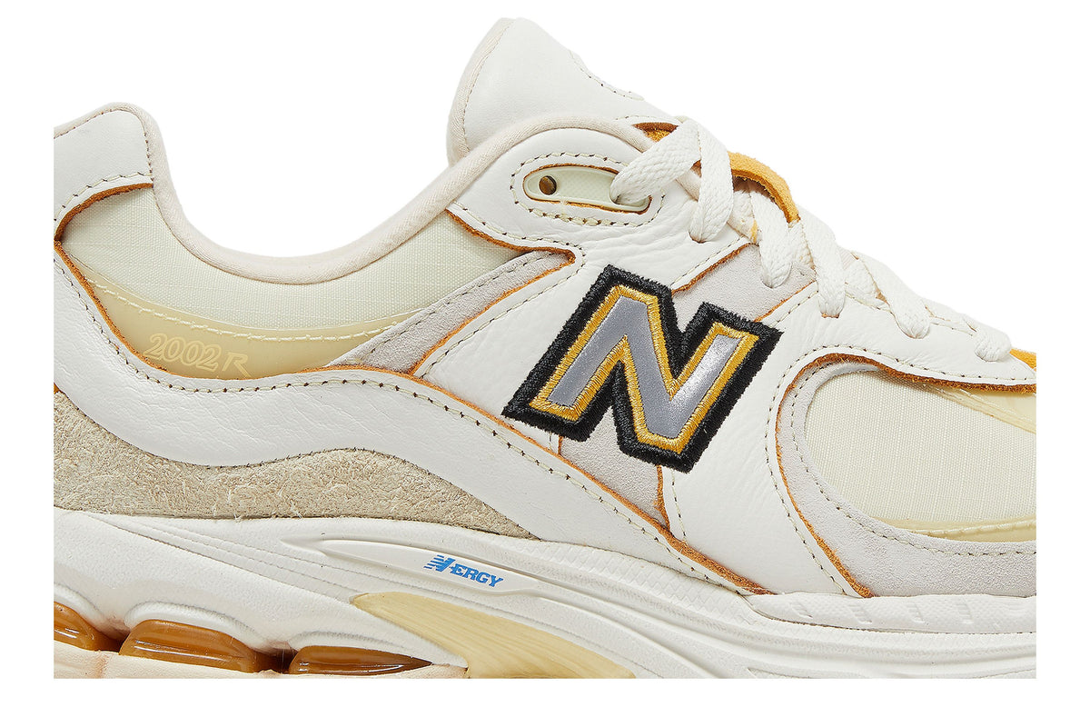New Balance 2002R Joe Freshgoods Conversations Amongst Us sneaker afbeelding 2 - stylecode M2002RJ1