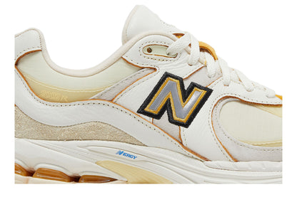 New Balance 2002R Joe Freshgoods Conversations Amongst Us sneaker afbeelding 2 - stylecode M2002RJ1