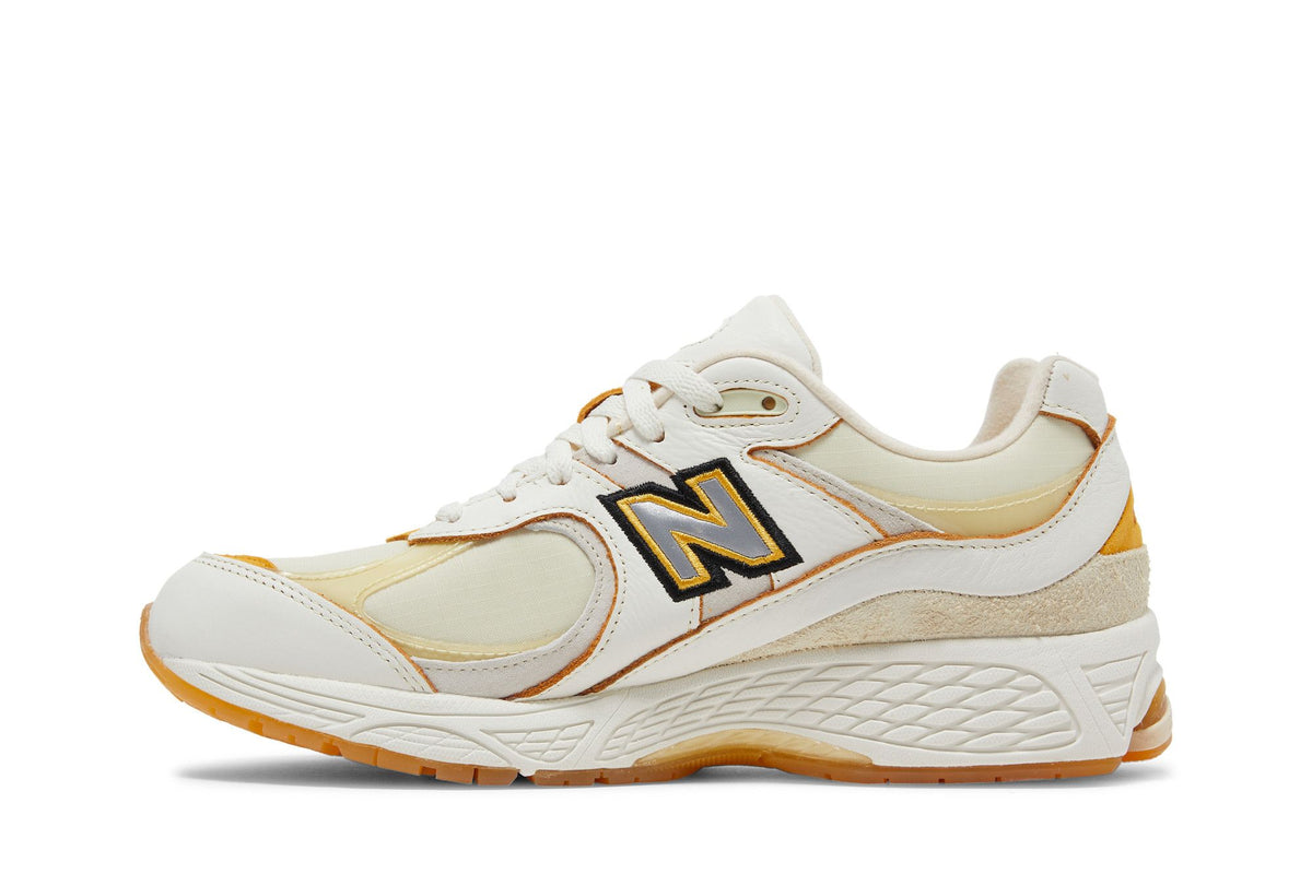 New Balance 2002R Joe Freshgoods Conversations Amongst Us sneaker afbeelding 3 - stylecode M2002RJ1