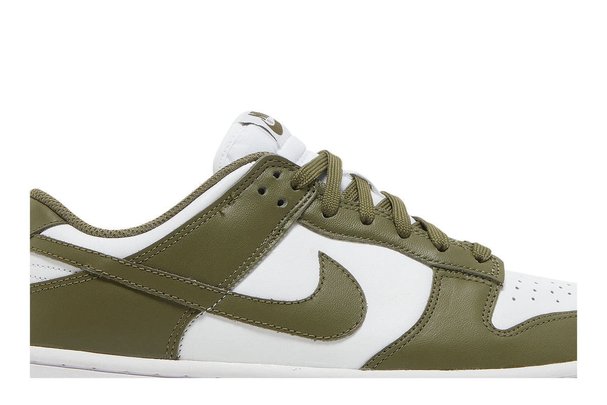 Nike Dunk Low Medium Olive (Women's) sneaker afbeelding 2 - stylecode DD1503-120