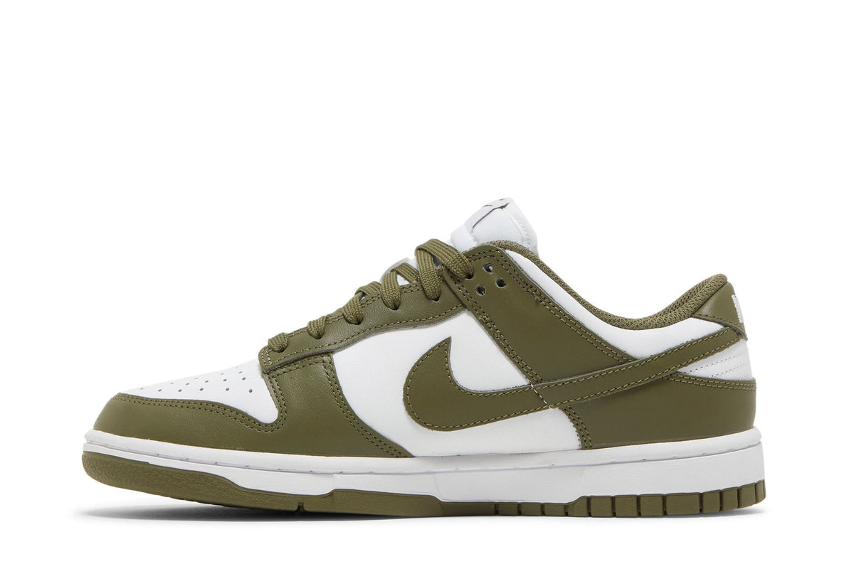 Nike Dunk Low Medium Olive (Women's) sneaker afbeelding 3 - stylecode DD1503-120