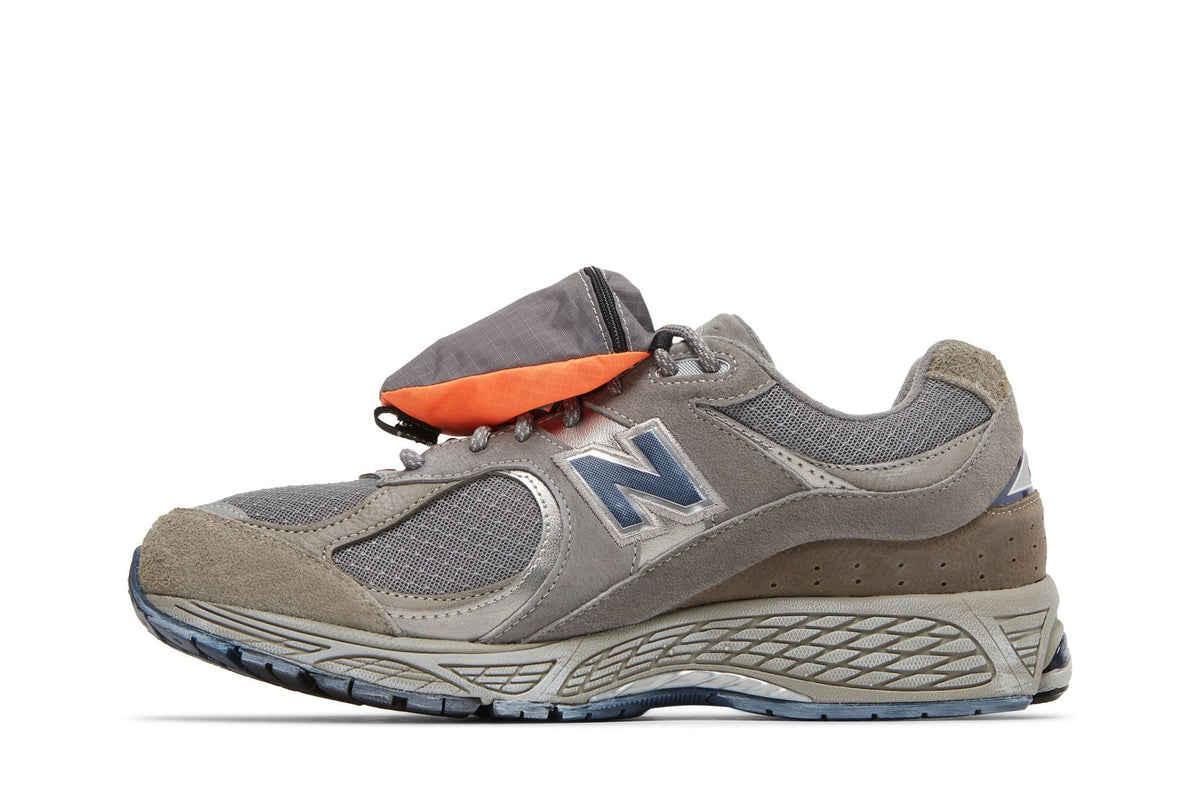 New Balance 2002R Grey Brown Pouch sneaker afbeelding 3 - stylecode M2002RVA