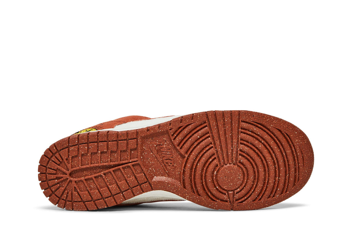 Nike Dunk Low Retro Sun Club Burn Sunrise (Women's) sneaker afbeelding 4 - stylecode DR5475-100