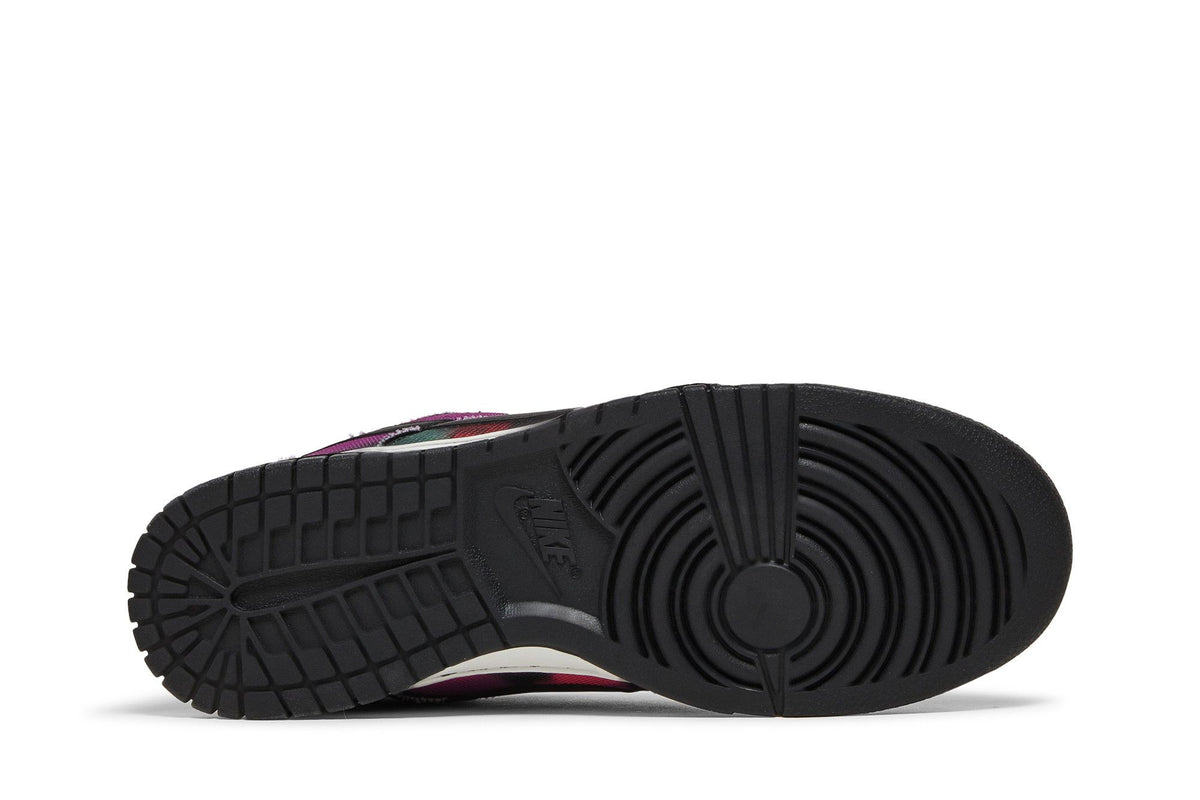 Nike Dunk Low Graffiti Pink sneaker afbeelding 4 - stylecode DM0108-002