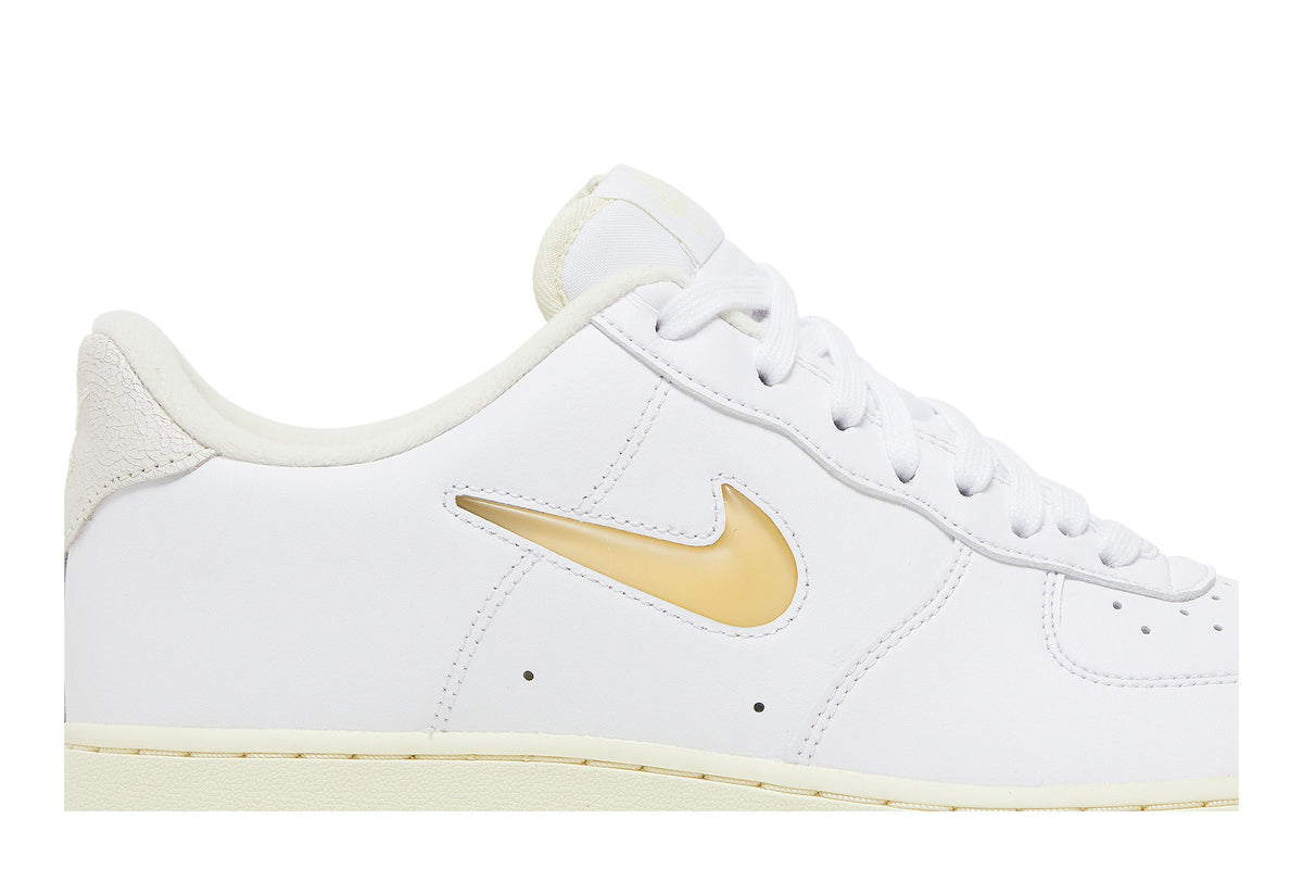 Nike Air Force 1 Low '07 Jewel Pale Vanilla sneaker afbeelding 2 - stylecode DC8894-100