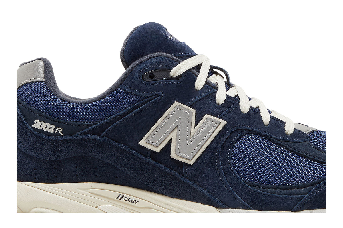 New Balance 2002R Navy Grey sneaker afbeelding 2 - stylecode M2002RHL