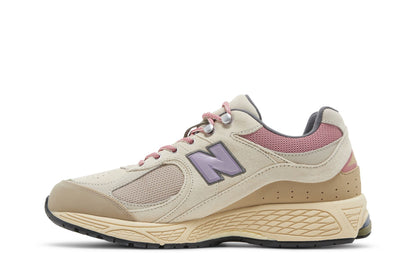 New Balance 2002R Hiking Pack Beige sneaker afbeelding 3 - stylecode M2002RWL