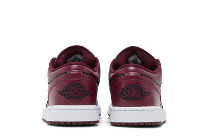 Jordan 1 Low Black Dark Beetroot (Women's) sneaker afbeelding 6 - stylecode DC0774-006
