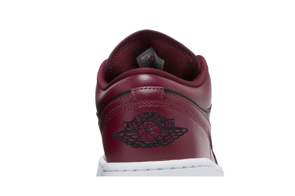 Jordan 1 Low Black Dark Beetroot (Women's) sneaker afbeelding 7 - stylecode DC0774-006