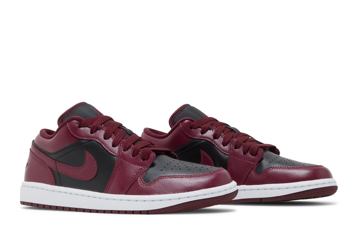 Jordan 1 Low Black Dark Beetroot (Women's) sneaker afbeelding 8 - stylecode DC0774-006