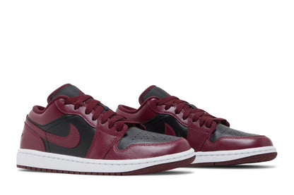 Jordan 1 Low Black Dark Beetroot (Women's) sneaker afbeelding 8 - stylecode DC0774-006
