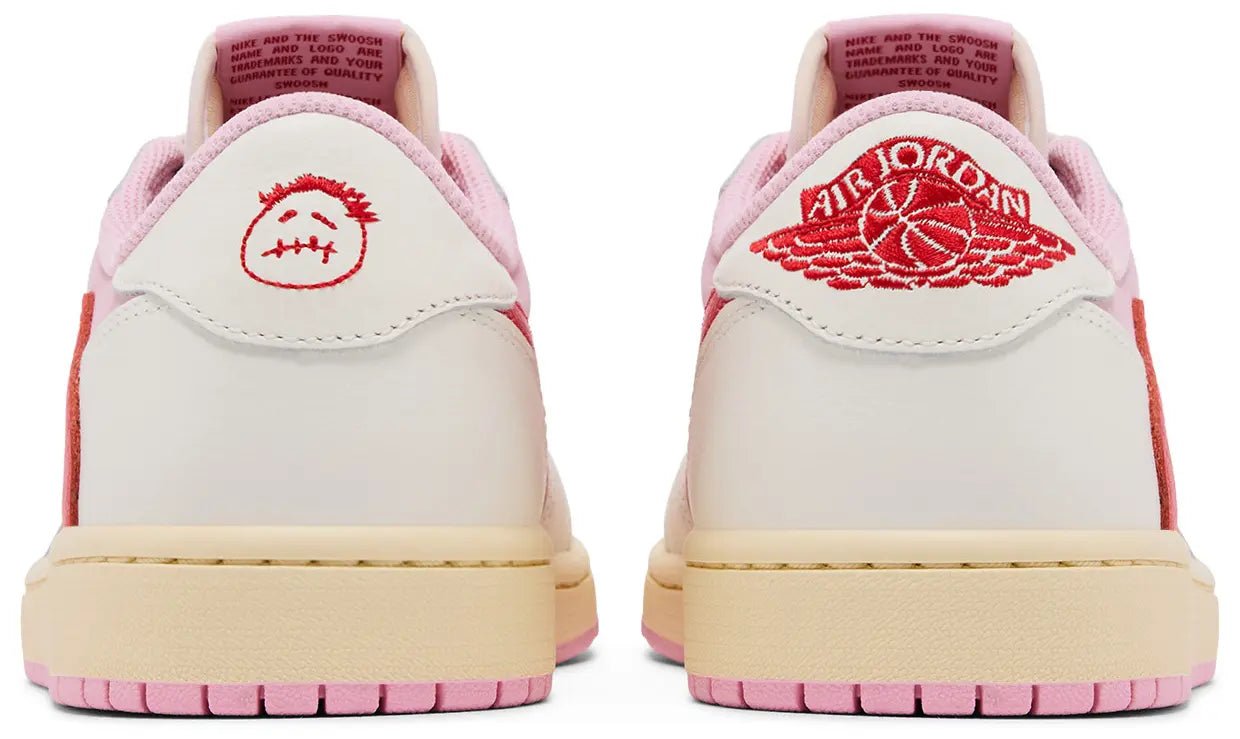 Jordan 1 Retro Low OG SP Nike Travis Scott Tropical Pink sneaker achterkant