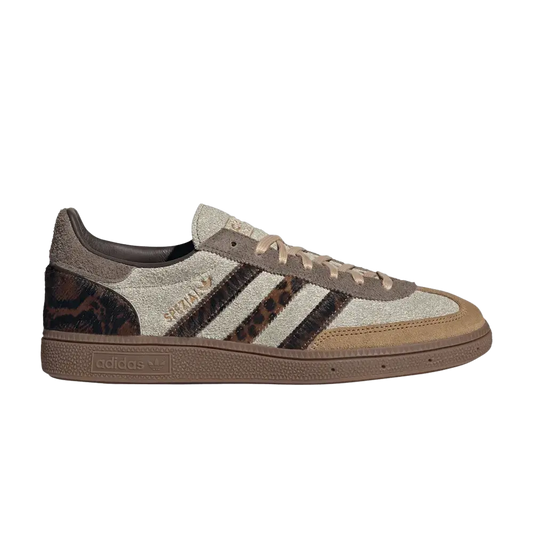 adidas Handball Spezial Khaki Preloved Brown sneaker 1 - stylecode KK4860