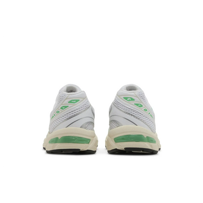 ASICS Gel-1130 White Malachite Green Off White Midsole (Women's) sneaker, productfoto 4 - stylecode 1202A164-114